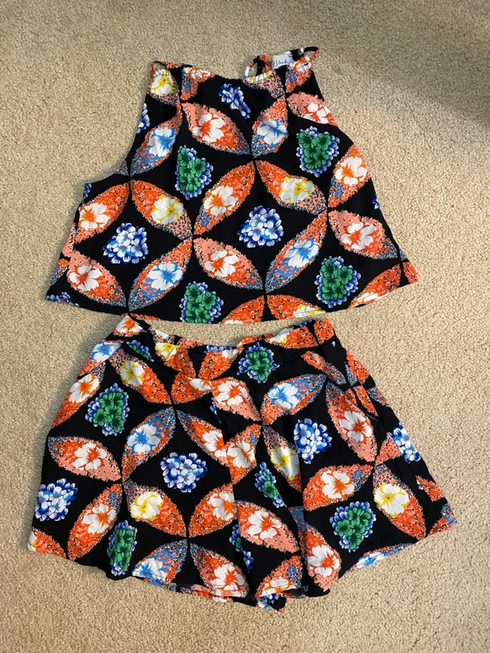 Black Bead Black Floral Print Set with Multicolor Blooms